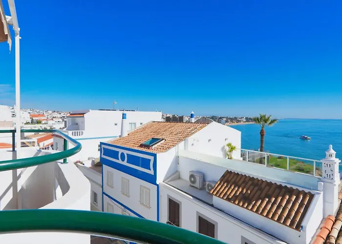 Dianamar Πανσιόν 3*