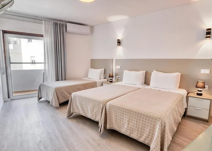 Πανσιόν Dianamar 3*